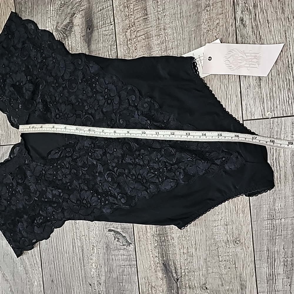 We are HAH/Anthropologie Lady Like Bodysuit Noir Size XS - Picture 6 of 15